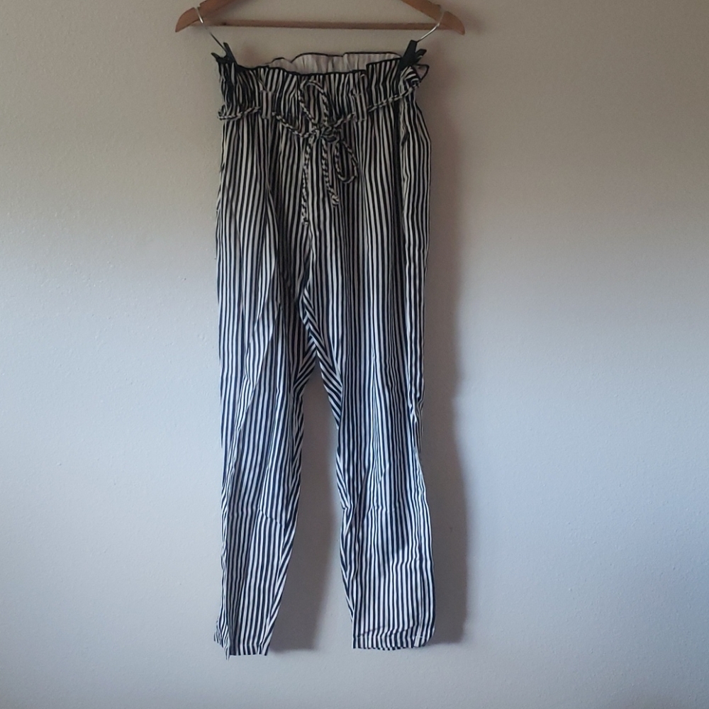 High waisted Billabong pants